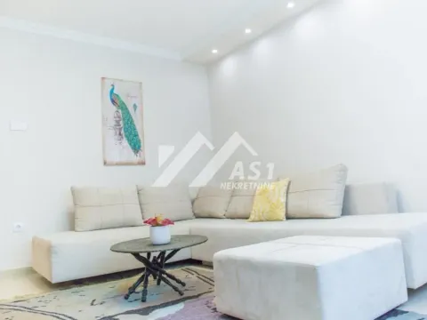 Izdavanje, trosoban stan, 56m², Sajam, Novi Sad Sve Podlokacije - image 5