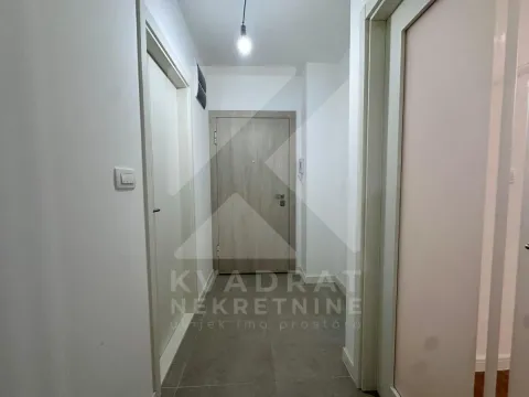 Rent, one bedroom apartment, 42m², Stari Aerodrom, Podgorica - image 10