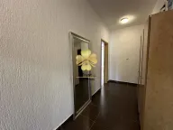 Izdavanje, dvosoban stan, 80m², Zagorič, Podgorica - image 7