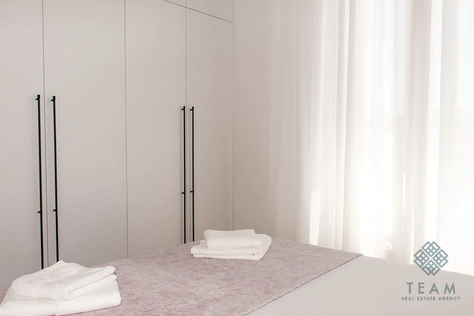 Rent, one bedroom apartment, 60m², Radanovići, Kotor