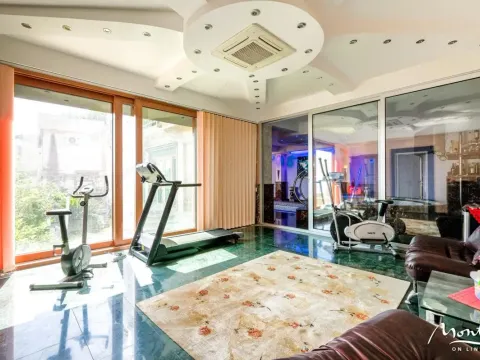 Sale, house, 430m², Bečići, Budva - image 12