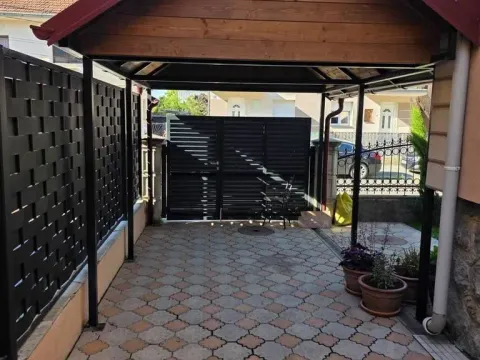 Prodaja, kuća, 150m², Zemun Save Kovačevića, Zemun Sve Podlokacije - image 20