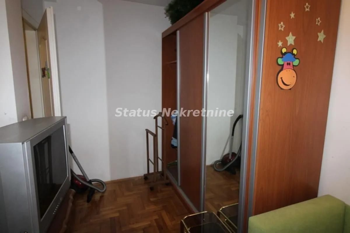 Prodaja, trosoban stan, 54m², Nova Detelinara, Novi Sad Sve Podlokacije