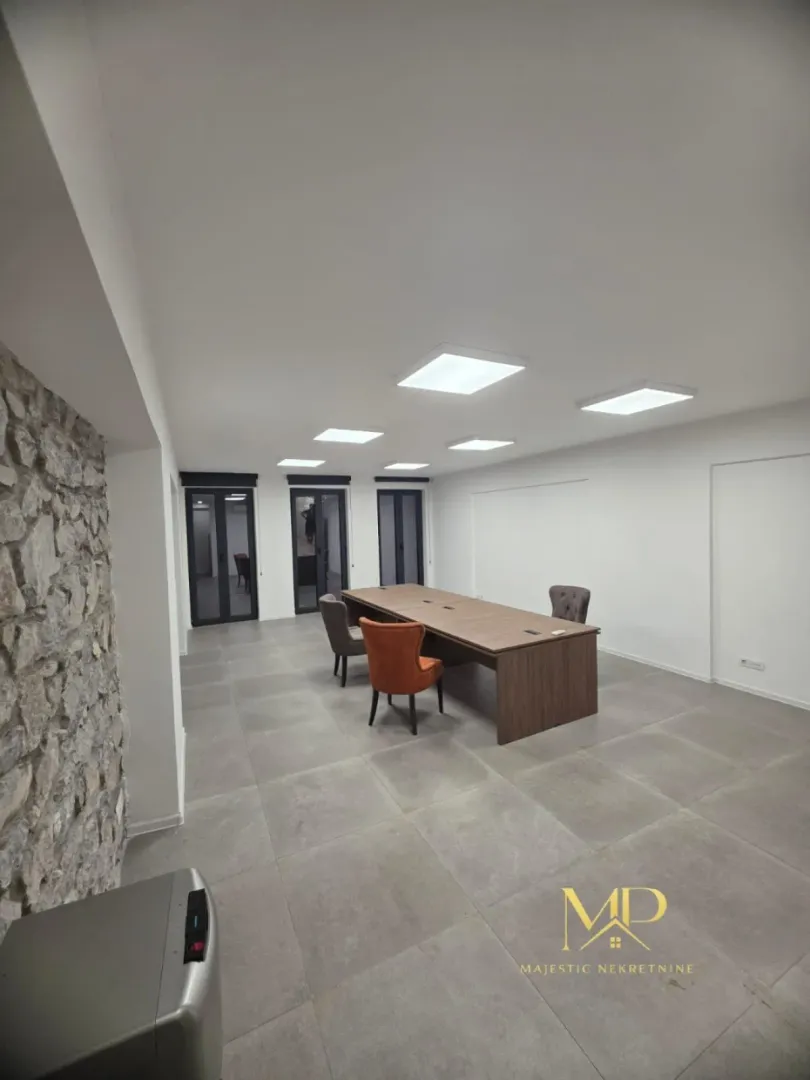 Rent, office space, 120m², Centar, Podgorica