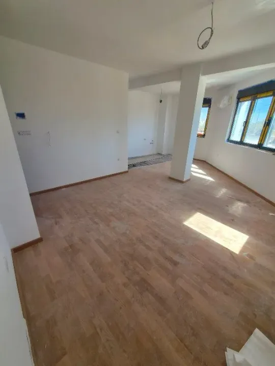 Sale, three bedroom apartment, 62m², Zvezdara Sve Podlokacije, Beograd