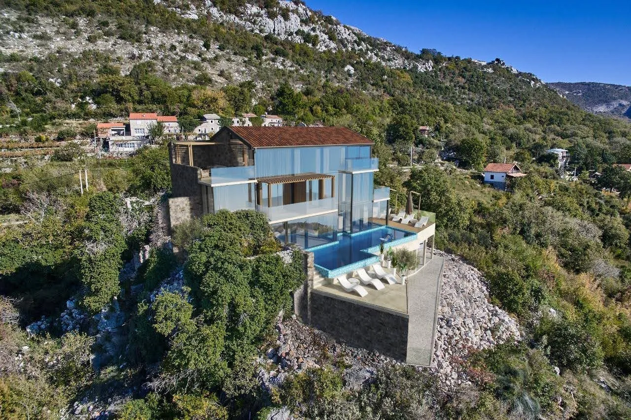 Sale, house, 700m², Petrovac, Budva