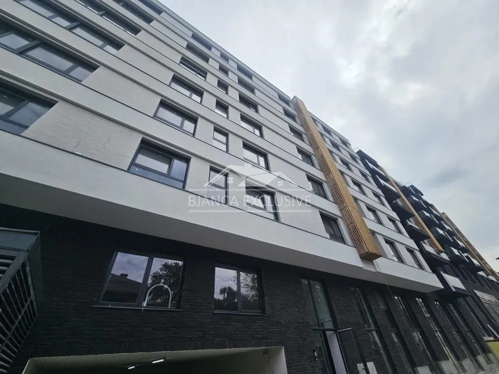 Sale, office space, 84m², Voždovac Sve Podlokacije, Beograd