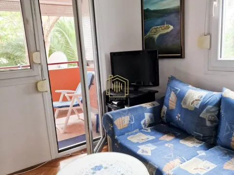 Sale, one bedroom apartment, 55m², Velji Vinogradi, Budva - image 2