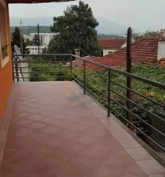 Sale, house, 800m², Momišići, Podgorica - image 17