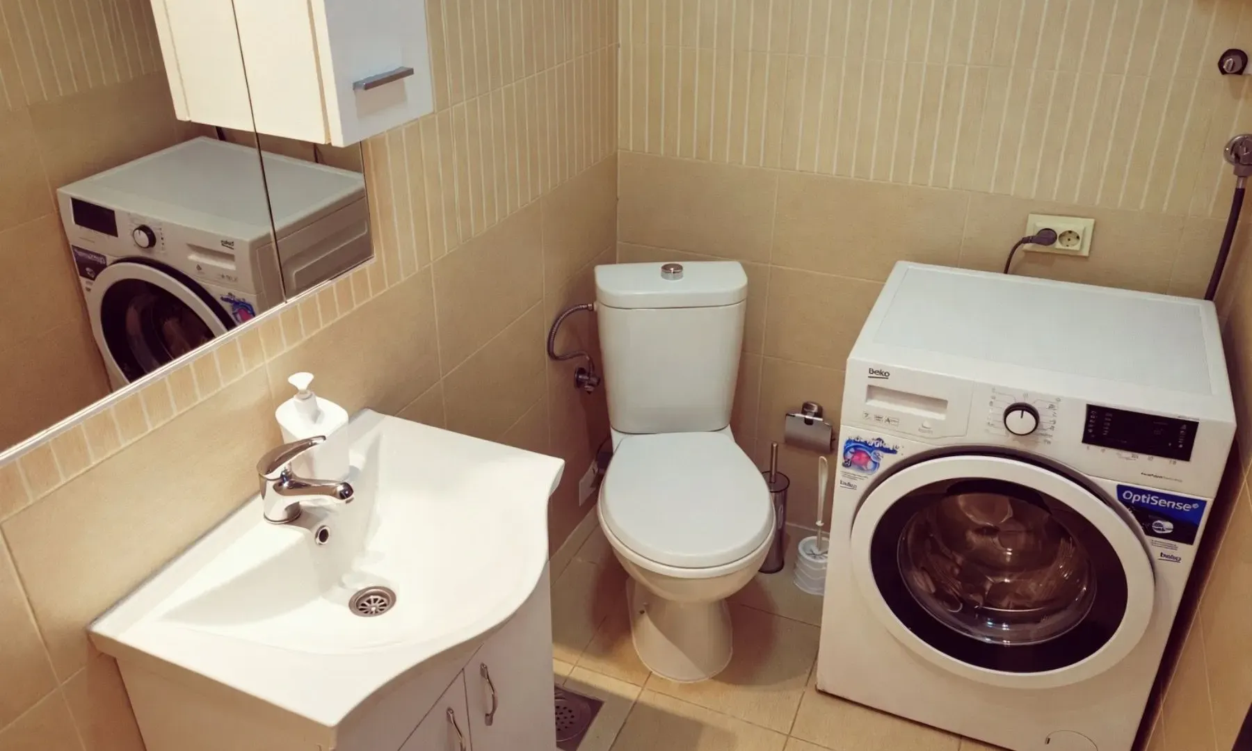 Rent, one bedroom apartment, 59m², Blok 5, Podgorica
