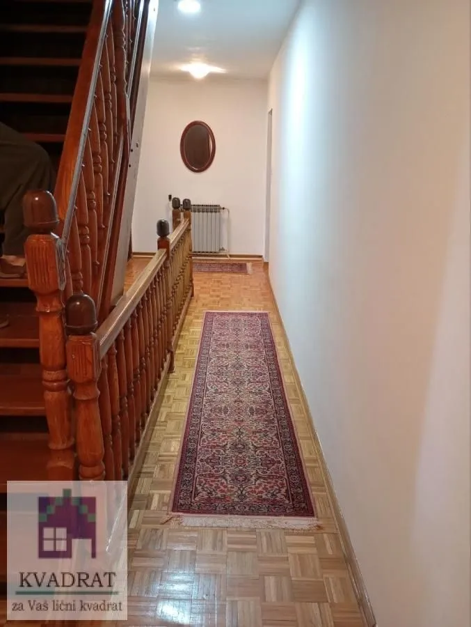 Prodaja, kuća, 270m², Mesarci, Vladimirci