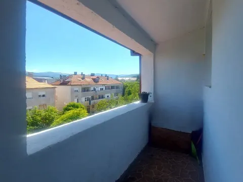 Izdavanje, trosoban stan, 86m², Centar, Nikšić - image 16