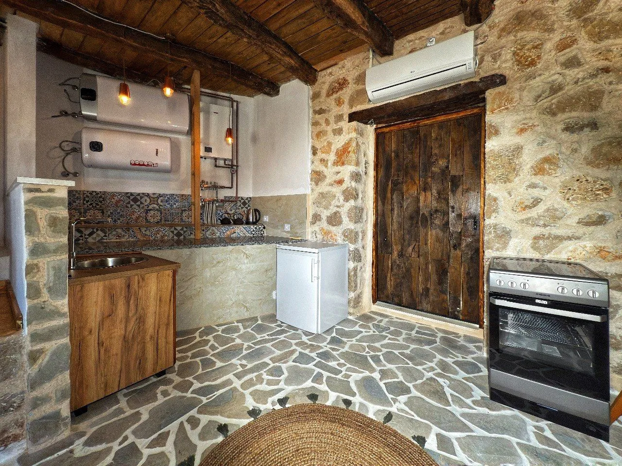 Sale, house, 120m², Dabezići, Bar