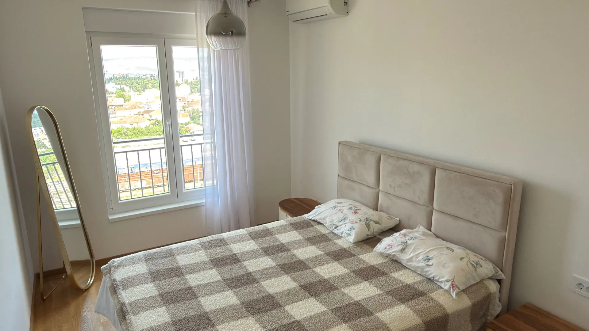 Rent, two bedroom apartment, 65m², Stari Aerodrom, Podgorica