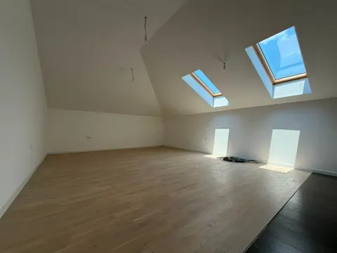 Prodaja, garsonjera, 45m², Tološi, Podgorica - image 13