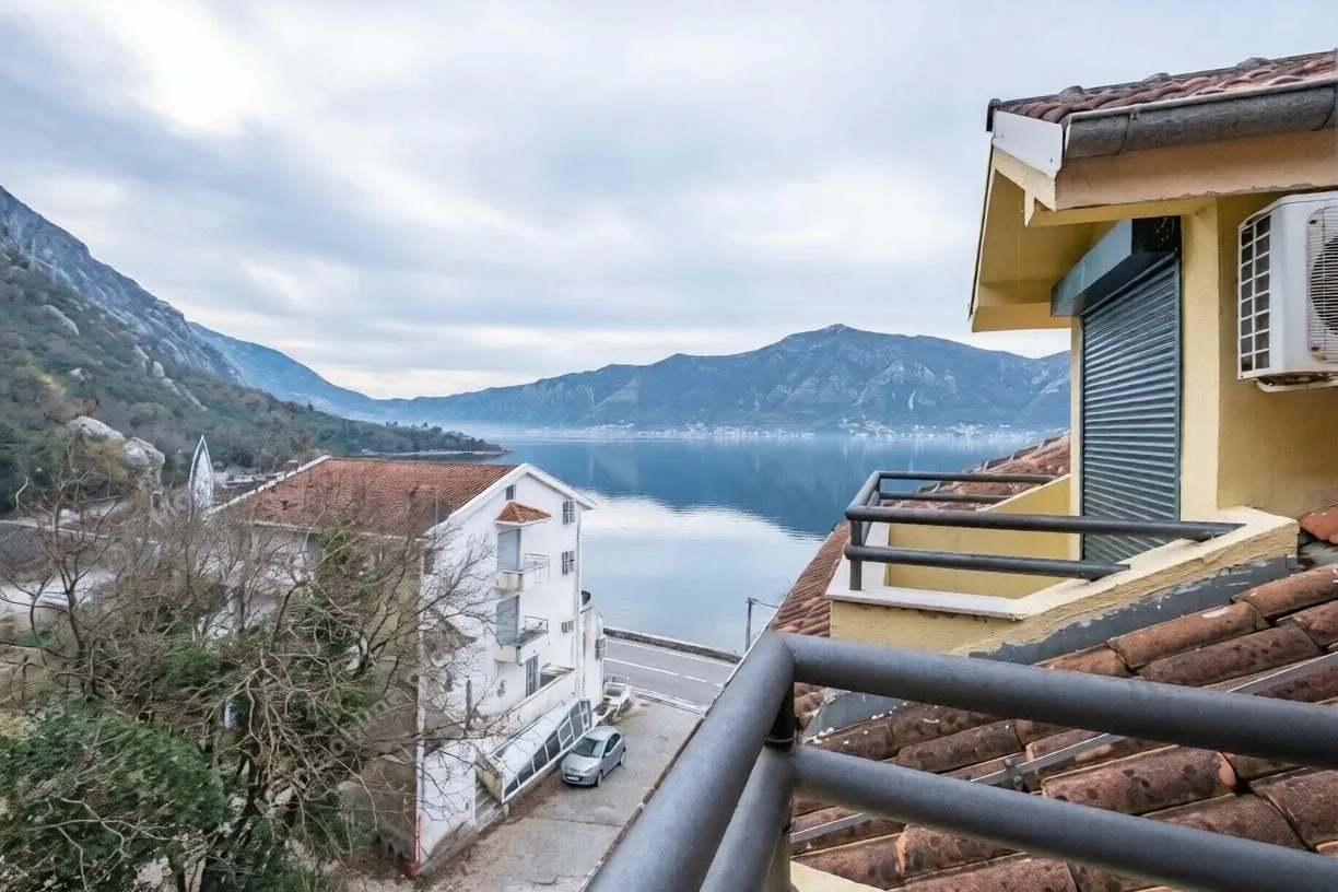 Prodaja, dvosoban stan, 44m², Ljuta, Kotor