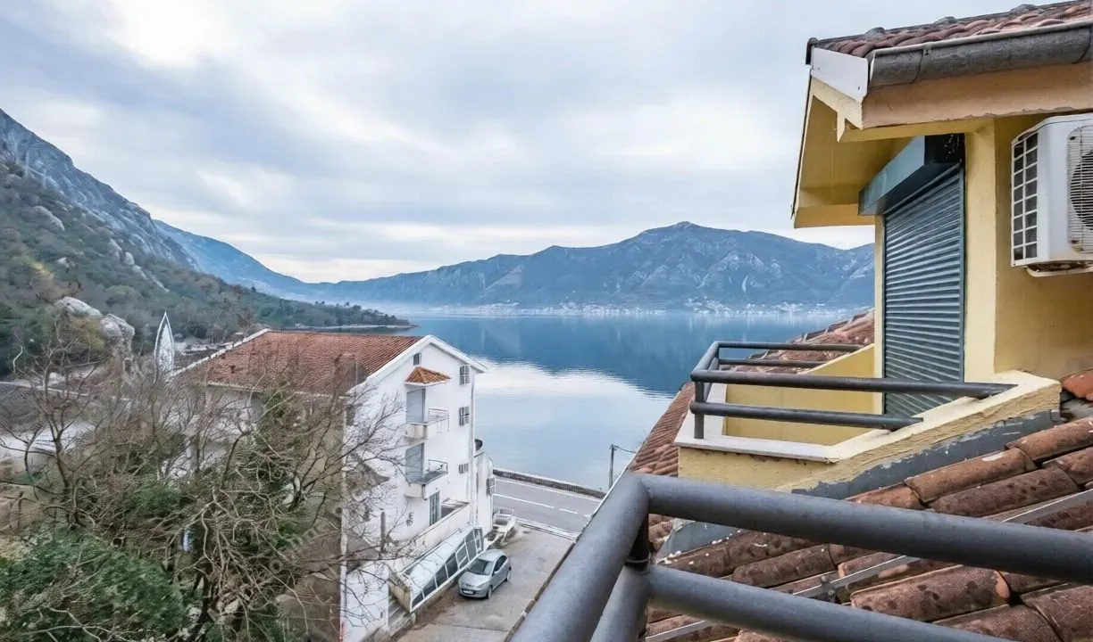 Sale, two bedroom apartment, 44m², Ljuta, Kotor