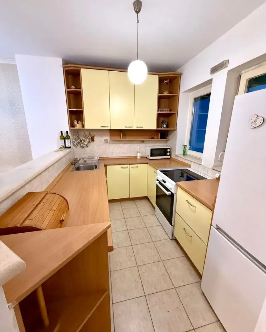 Izdavanje, jednosoban stan, 56m², Preko Morače, Podgorica