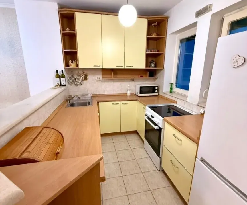 Izdavanje, jednosoban stan, 56m², Preko Morače, Podgorica