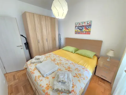 Rent, one bedroom apartment, 47m², Budva, Crna Gora - image 3