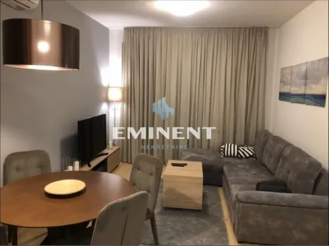 Rent, apartment, 65m², Vračar Sve Podlokacije, Beograd - image 2