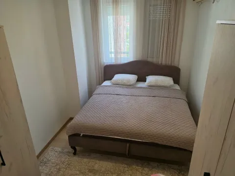 Rent, one bedroom apartment, 60m², Blok 6, Podgorica - image 7