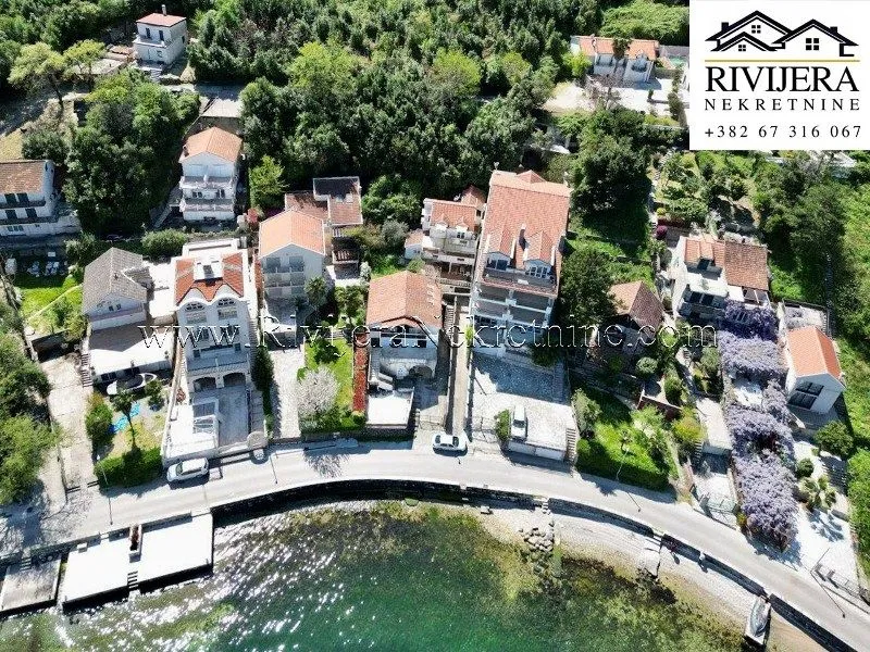 Sale, house, 300m², Stoliv, Kotor
