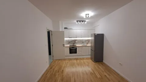 Rent, two bedroom apartment, 66m², Stari Aerodrom, Podgorica - image 16