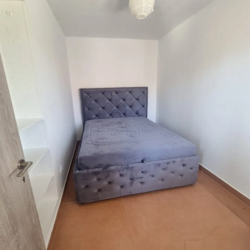 Izdavanje, jednosoban stan, 40m², Tološi, Podgorica