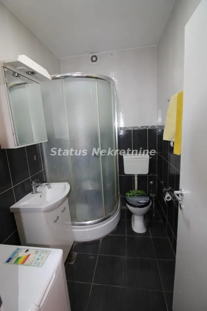 Prodaja, jednosoban stan, 33m², Sajmište, Novi Sad