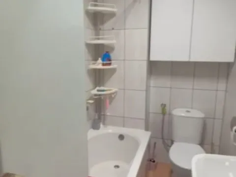 Izdavanje, dvosoban stan, 63m², Blok 9, Podgorica - image 2