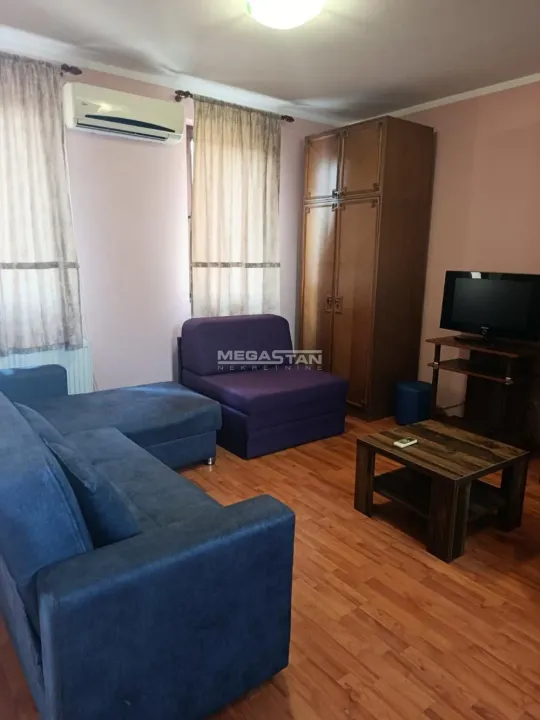 Rent, one bedroom apartment, 45m², Palilula Sve Podlokacije, Beograd