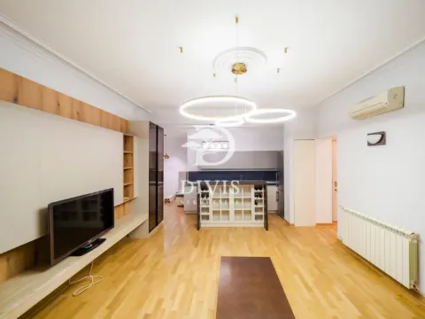 Prodaja, četvorosoban stan, 105m², Vračar Centar, Vračar Sve Podlokacije - image 12