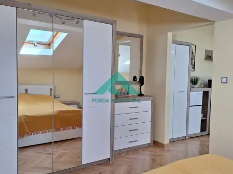 Rent, two bedroom apartment, 60m², Vračar Sve Podlokacije, Beograd - image 7