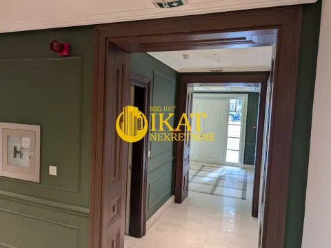 Prodaja, četvorosoban stan, 149m², Vračar Centar, Vračar Sve Podlokacije - image 8