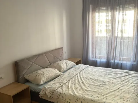 Izdavanje, jednosoban stan, 50m², Master Kvart, Podgorica - image 10