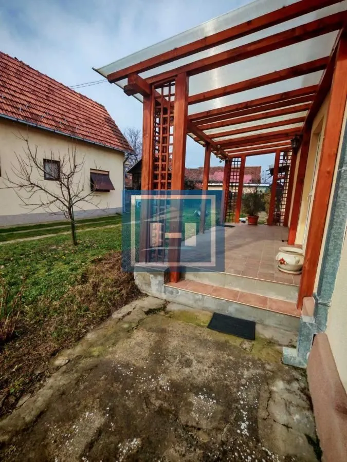 Prodaja, kuća, 358m², Bačina, Varvarin