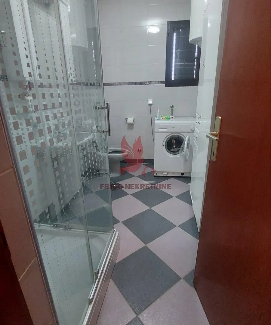 Prodaja, kuća, 250m², Sopot, Beograd