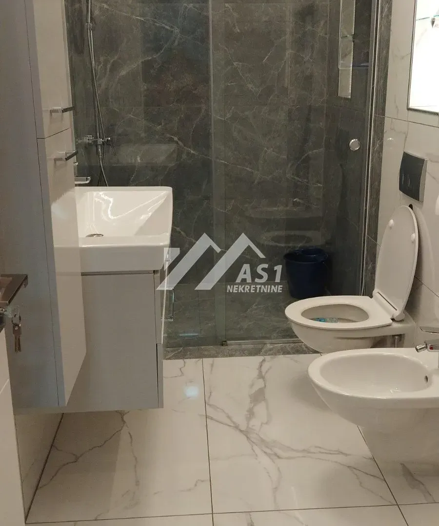 Rent, office space, 45m², Centar, Novi Sad
