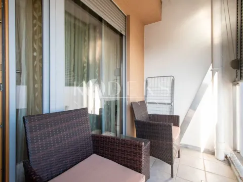 Izdavanje, trosoban stan, 94m², Momišići, Podgorica - image 15