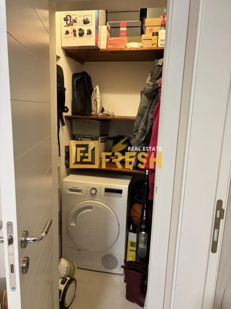 Prodaja, dvosoban stan, 64m², Stara Varoš, Podgorica