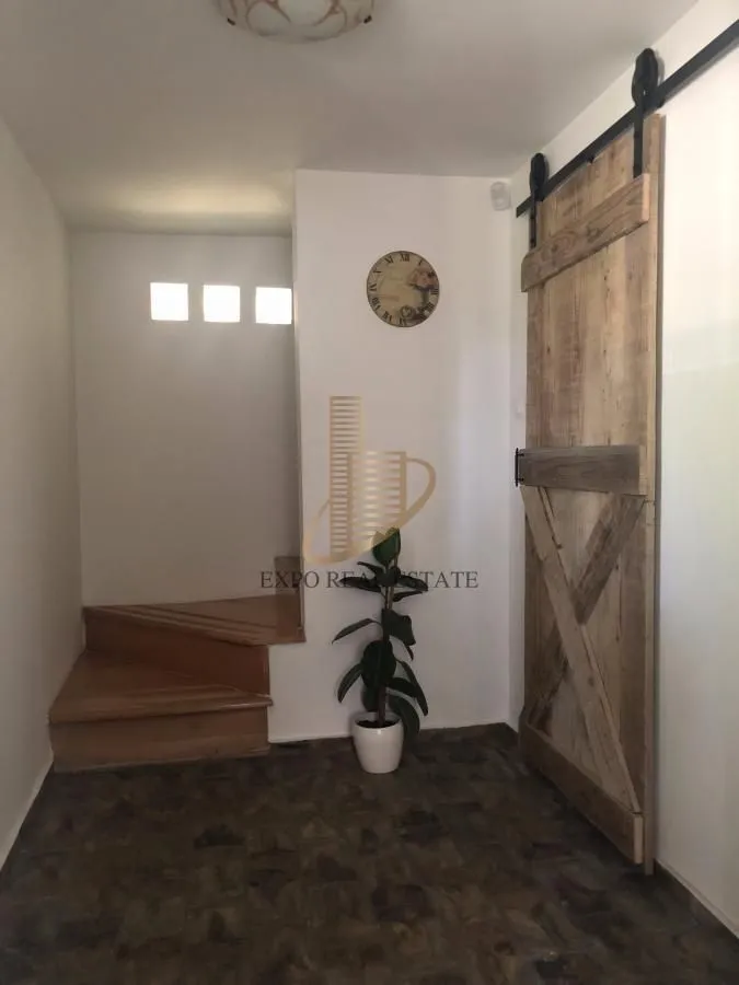 Sale, house, 254m², Beočin, Srbija