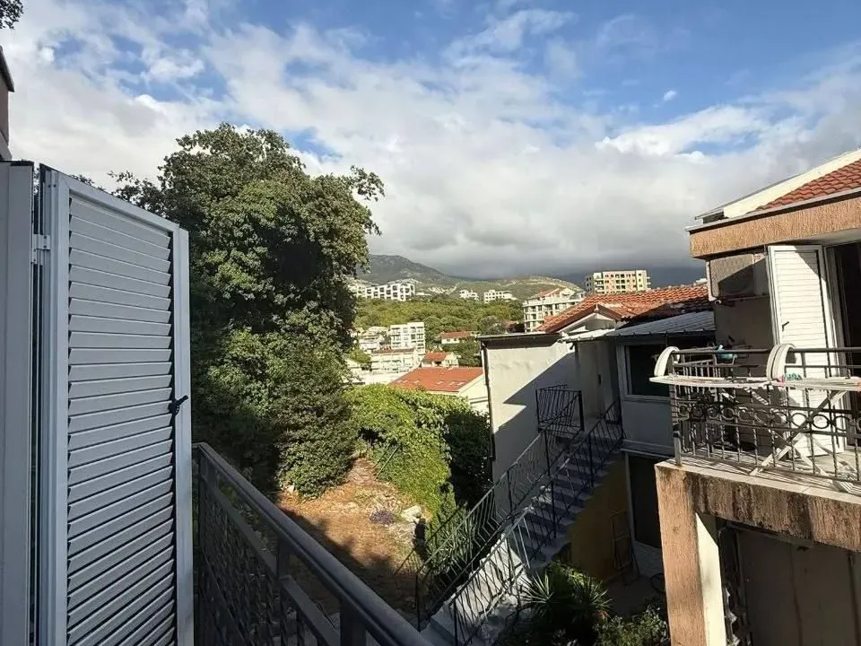 Prodaja, jednosoban stan, 56m², Bečići, Budva