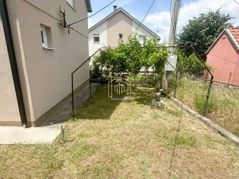 Prodaja, kuća, 103m², Zagorič, Podgorica - image 4