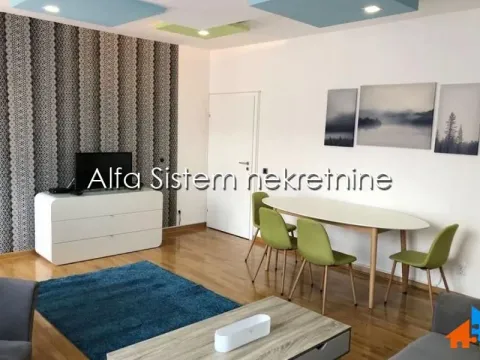 Izdavanje, trosoban stan, 88m², Vračar Sve Podlokacije, Beograd - image 3