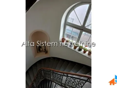 Rent, three bedroom apartment, 120m², Kalenić Pijaca, Vračar Sve Podlokacije - image 18