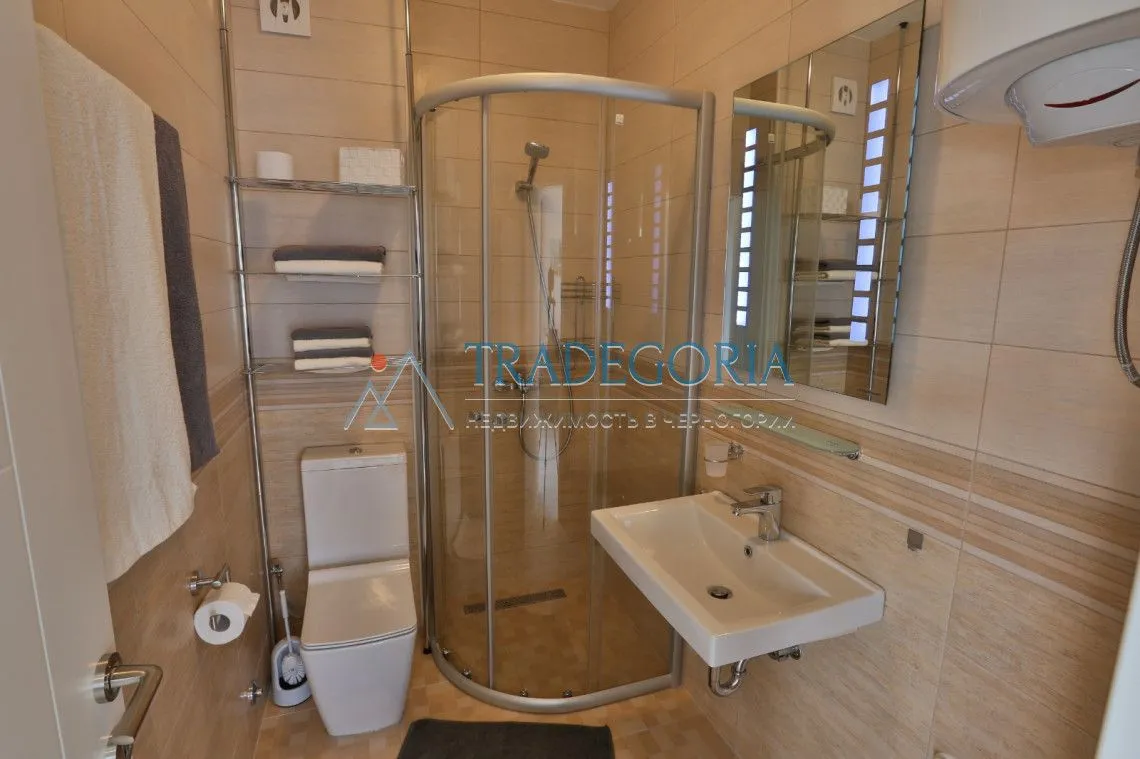 Prodaja, ugostiteljski objekat, 350m², Tivat, Crna Gora