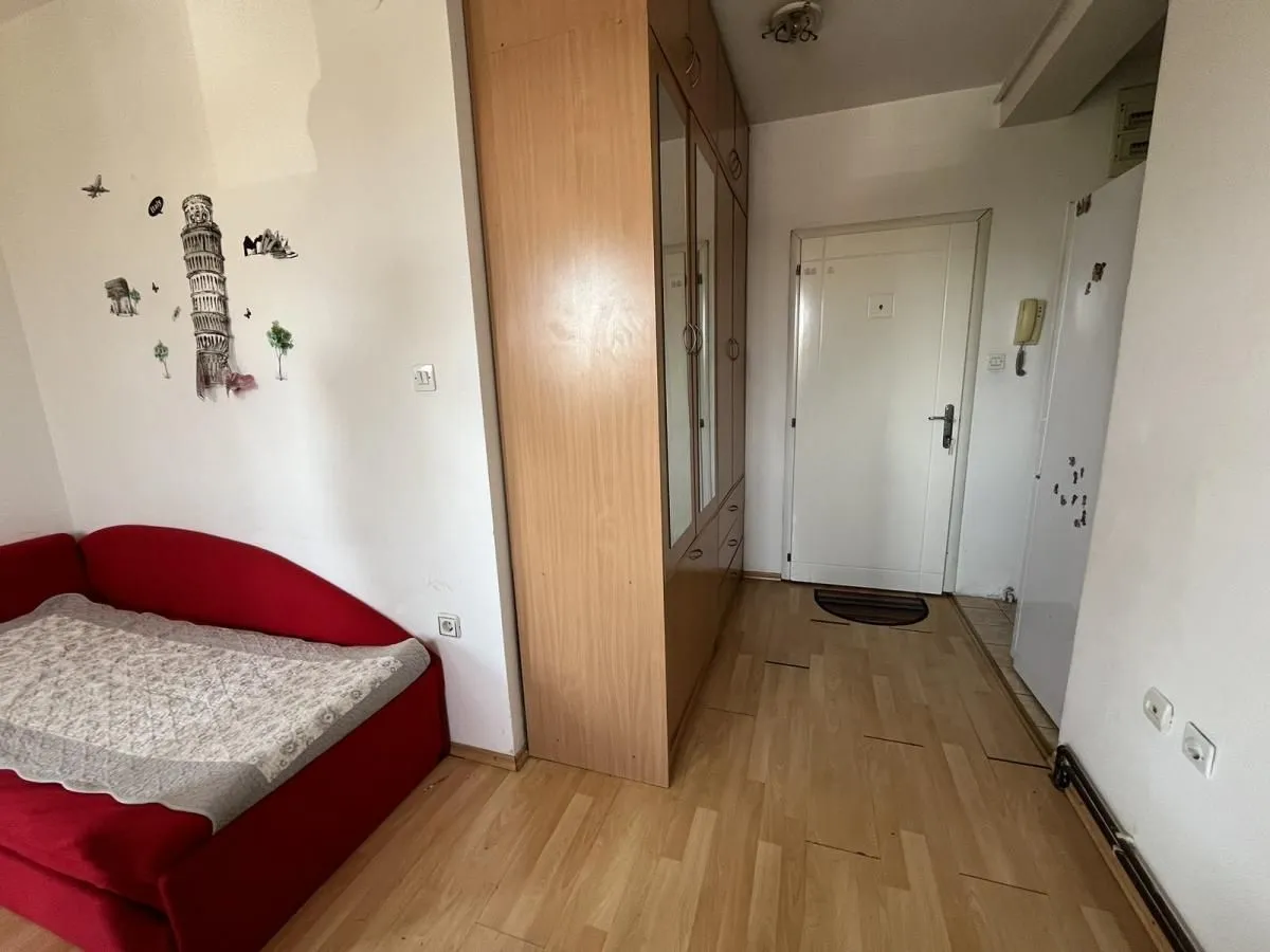 Rent, studio apartment, 26m², Kajsijar, Jagodina