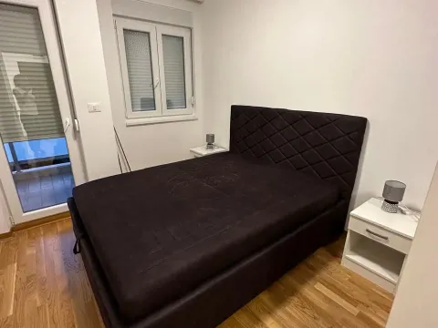 Izdavanje, dvosoban stan, 64m², City Kej, Podgorica - image 5