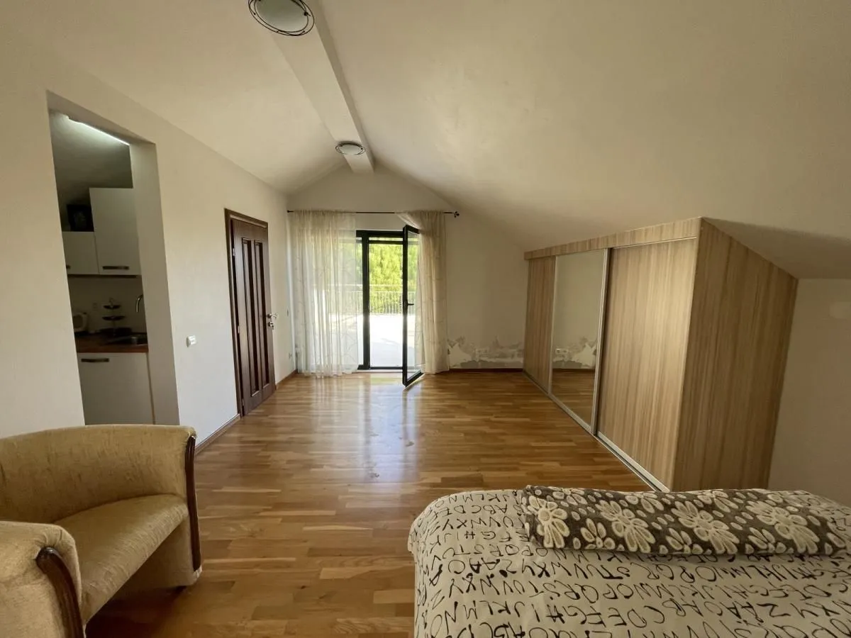 Prodaja, kuća, 201m², Topla, Herceg Novi
